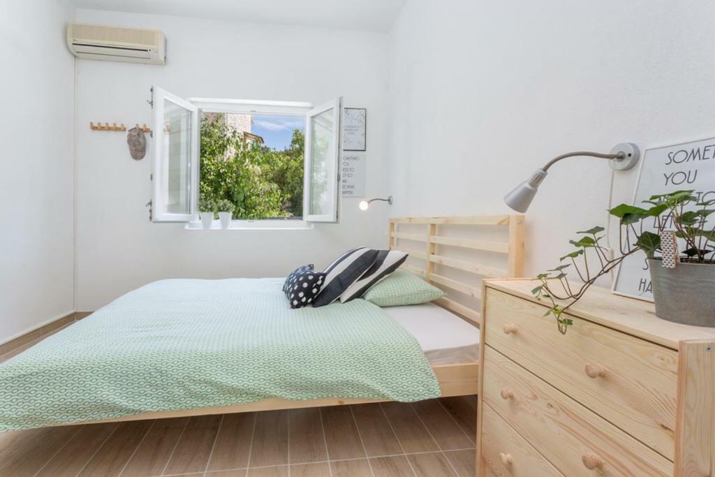 Guesthouse Dvoshko Hvar Exterior photo